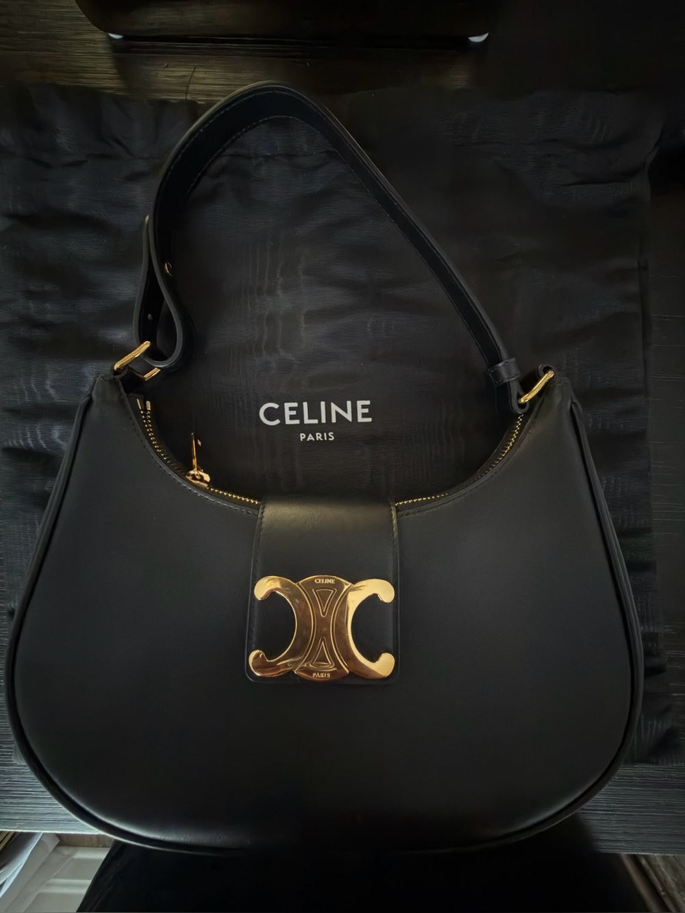 Celine Smooth Calfskin Medium Strap Ava Triomphe Shoulder Bag Shoulder